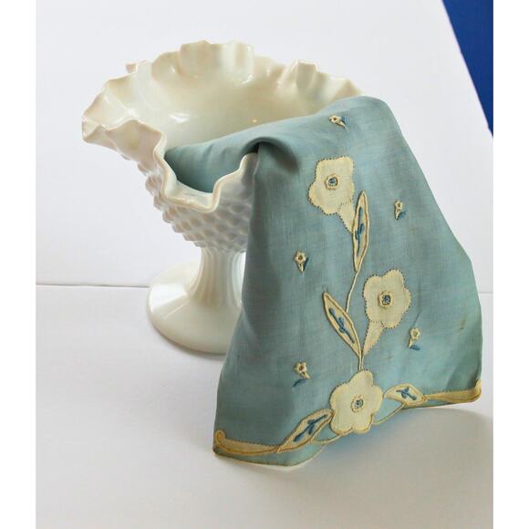 Vintage Linen Tea Towel Set 3 Cotton Floral Hand Embroidery 60's Cottagecore - Picture 10 of 12